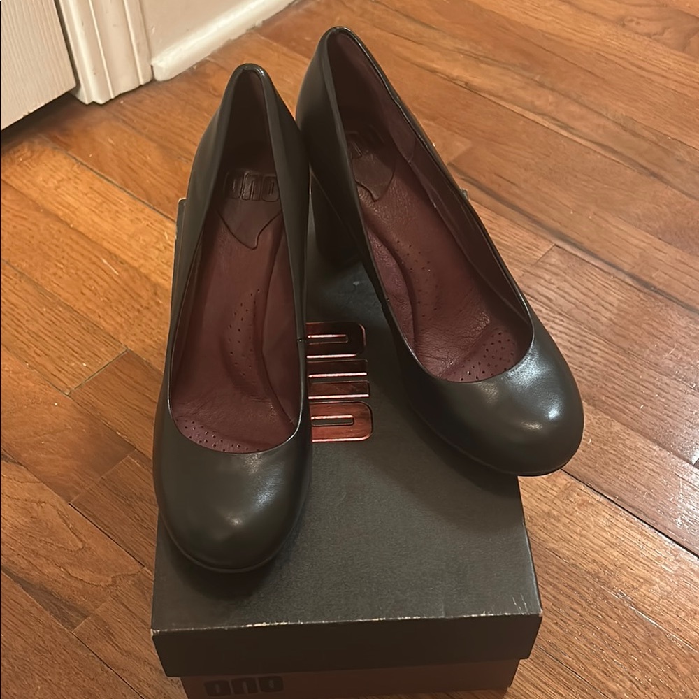 Ono Alpena Elegant Black Leather Women's Shoes